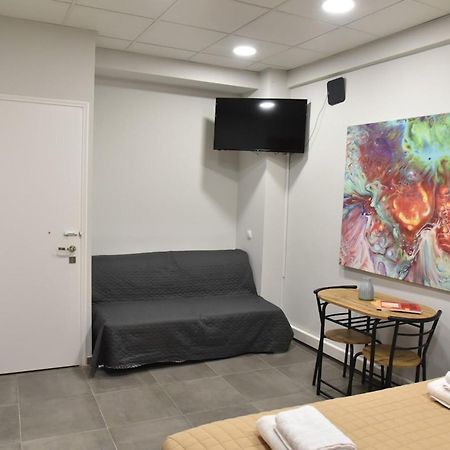Ianos Β Panormou By Superhost Hub Daire Atina Dış mekan fotoğraf